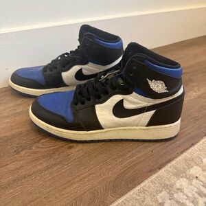 Air Jordan boy size 7